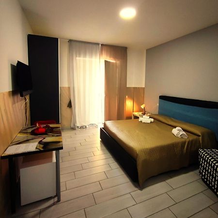 Neapolis Center Bed & Breakfast Ngoại thất bức ảnh